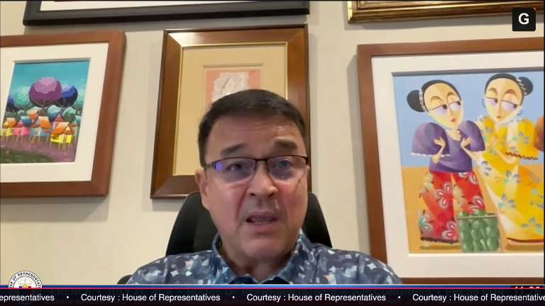 Prosecution draws irony between Duterte's hitman claims and Robredo's drug war warnings